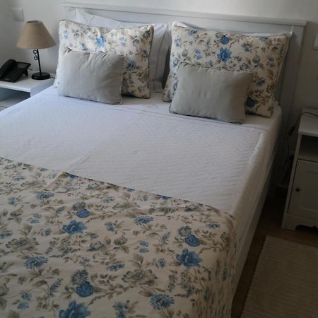 Outeiro Do Barro Guest House Регуенгос де Монсараз Стая снимка