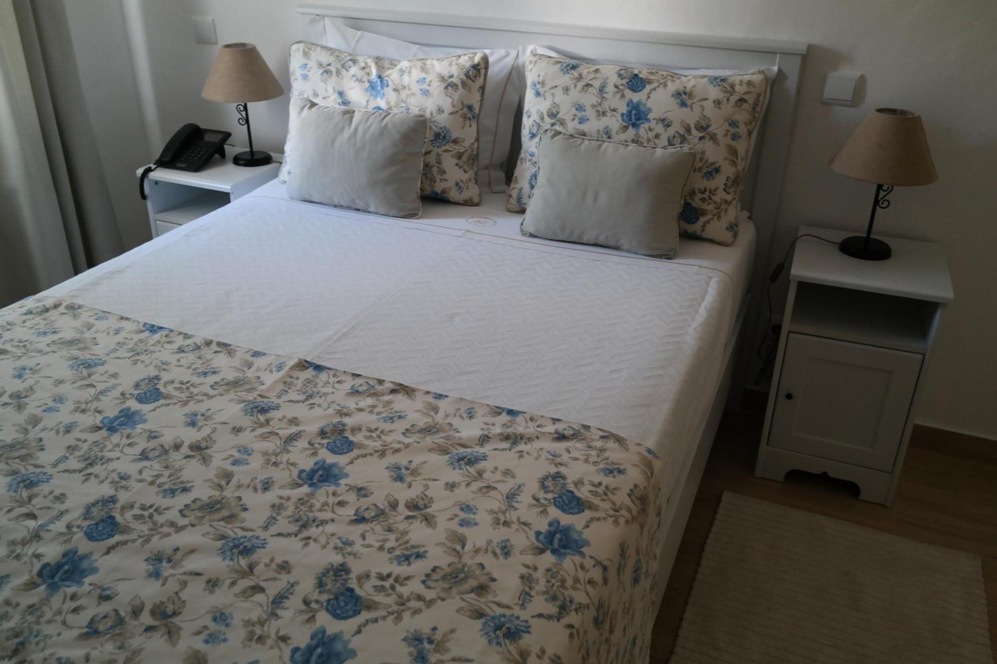 Outeiro Do Barro Guest House Регуенгос де Монсараз Стая снимка